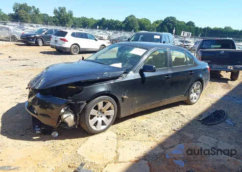 2007 BMW 530 из США, поврежденный, VIN WBANE73507CM56108